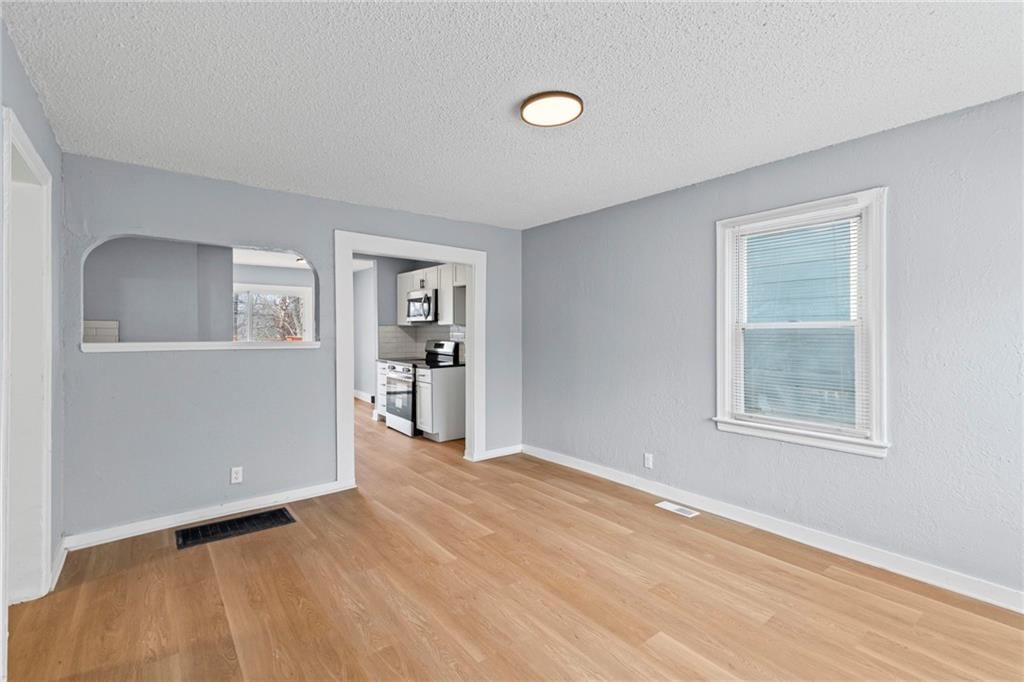 5752 College Avenue — photo 3
