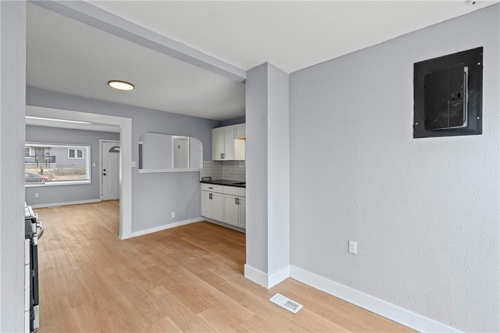 5752 College Avenue — photo 7