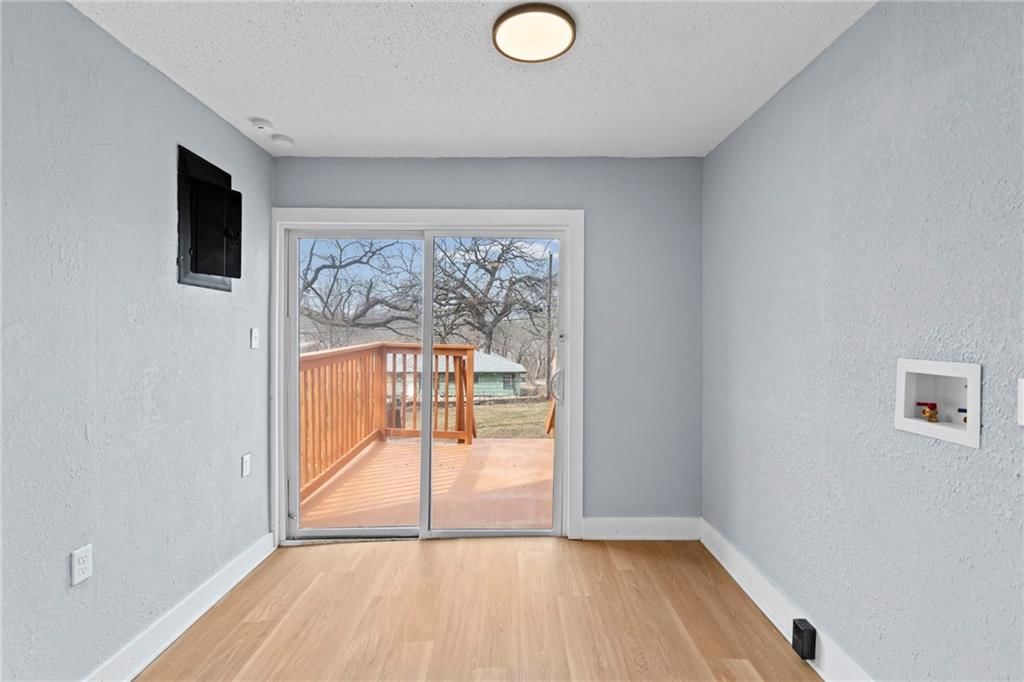 5752 College Avenue — photo 8