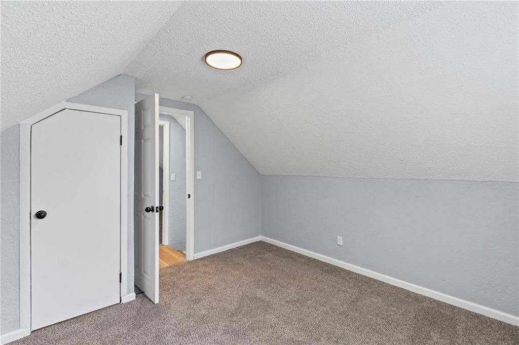 5752 College Avenue — photo 15