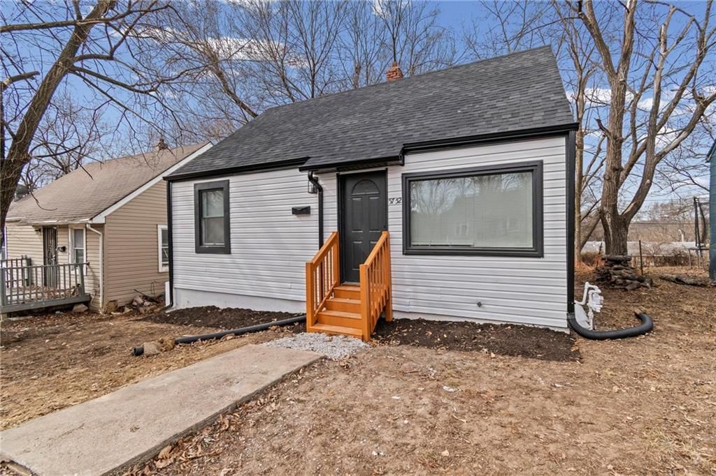 5752 College Avenue — photo 31