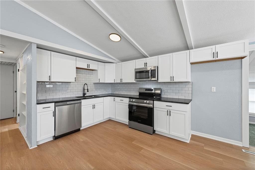 221 S 65th Street — photo 5
