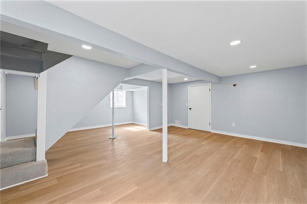 221 S 65th Street — photo 16
