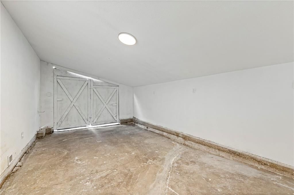 221 S 65th Street — photo 22