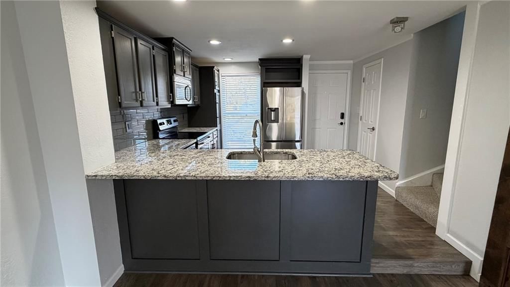 8287 Monrovia Street — photo 3