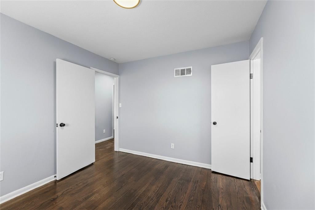 8401 Wayne Avenue — photo 21
