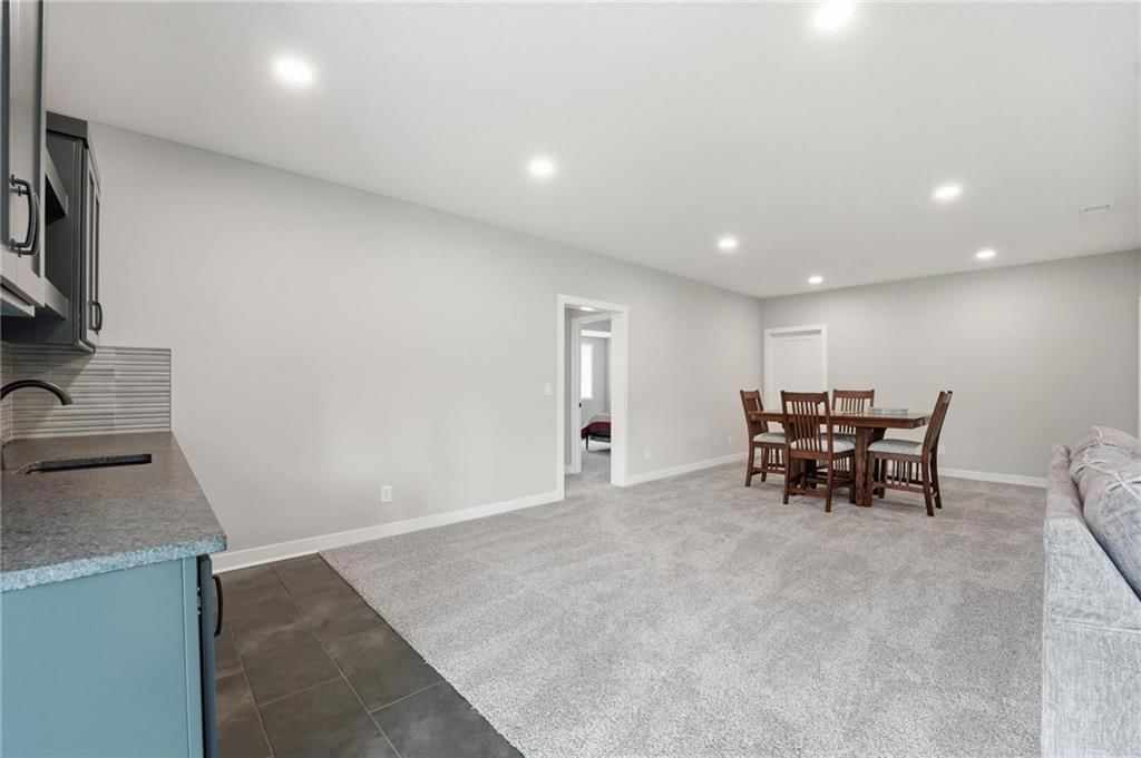 10504 N Mulberry Street — photo 34