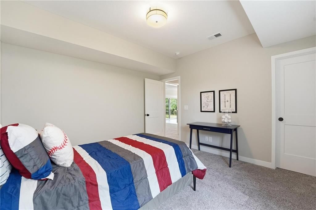 10504 N Mulberry Street — photo 41