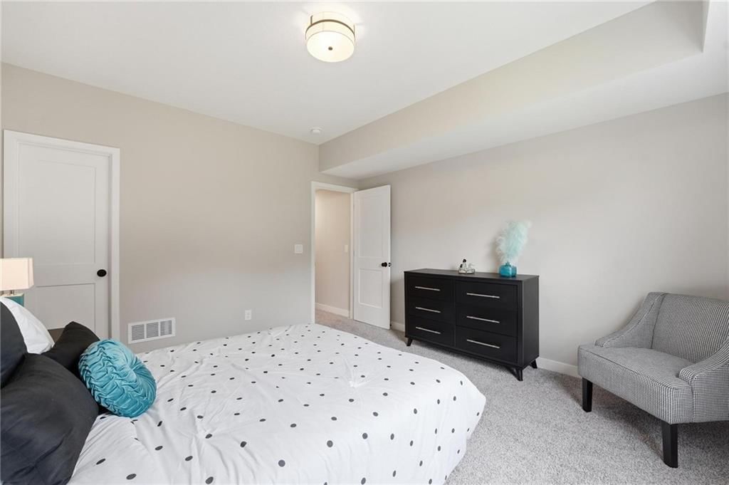 10504 N Mulberry Street — photo 45