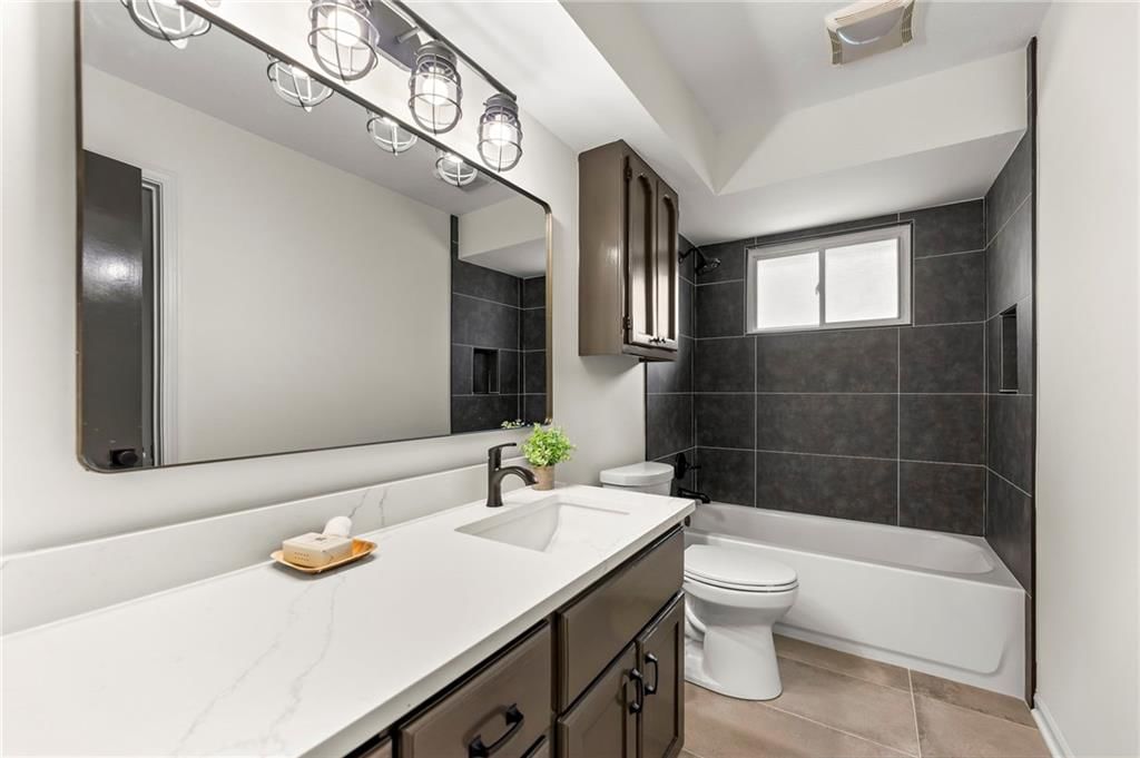 2027 E Mohawk Court — photo 20