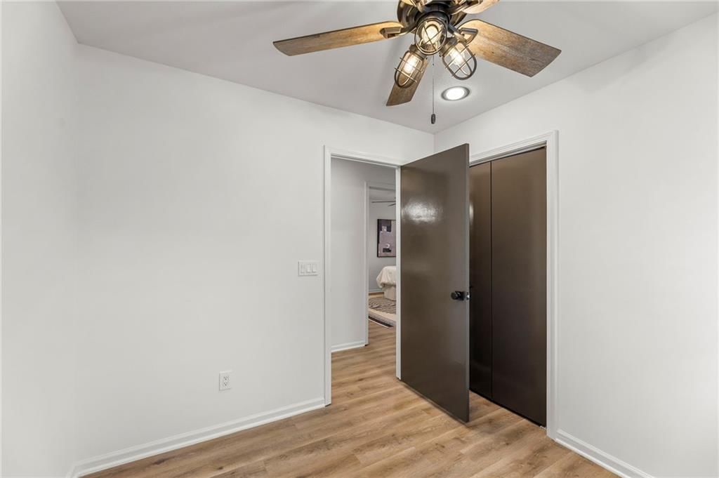 2027 E Mohawk Court — photo 22