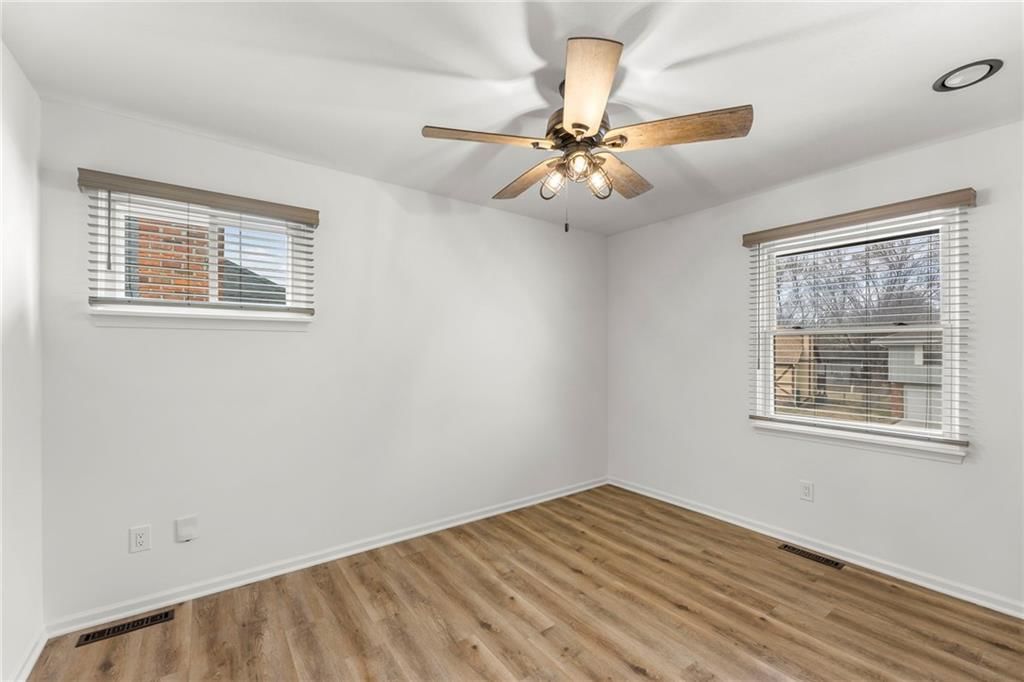 2027 E Mohawk Court — photo 23
