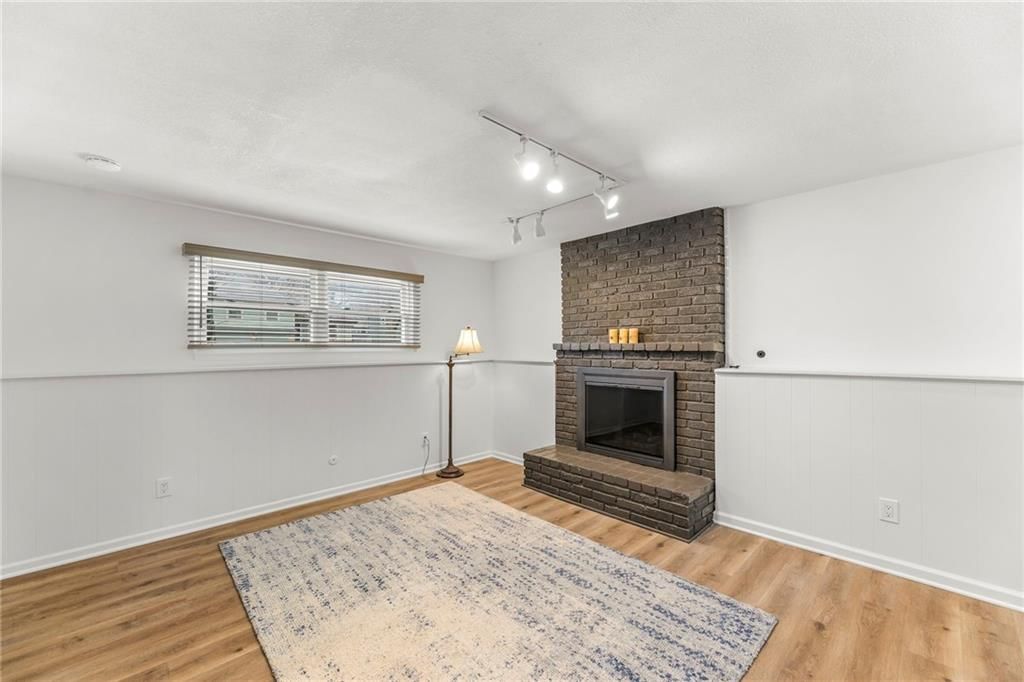 2027 E Mohawk Court — photo 30