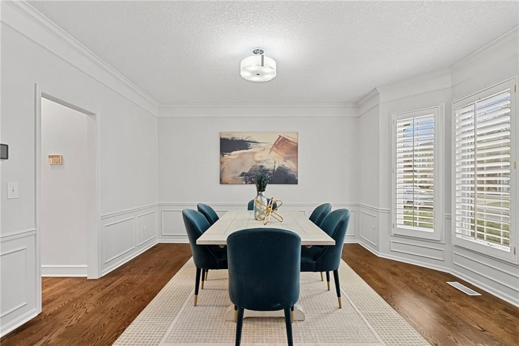 5212 W 129 Street — photo 7