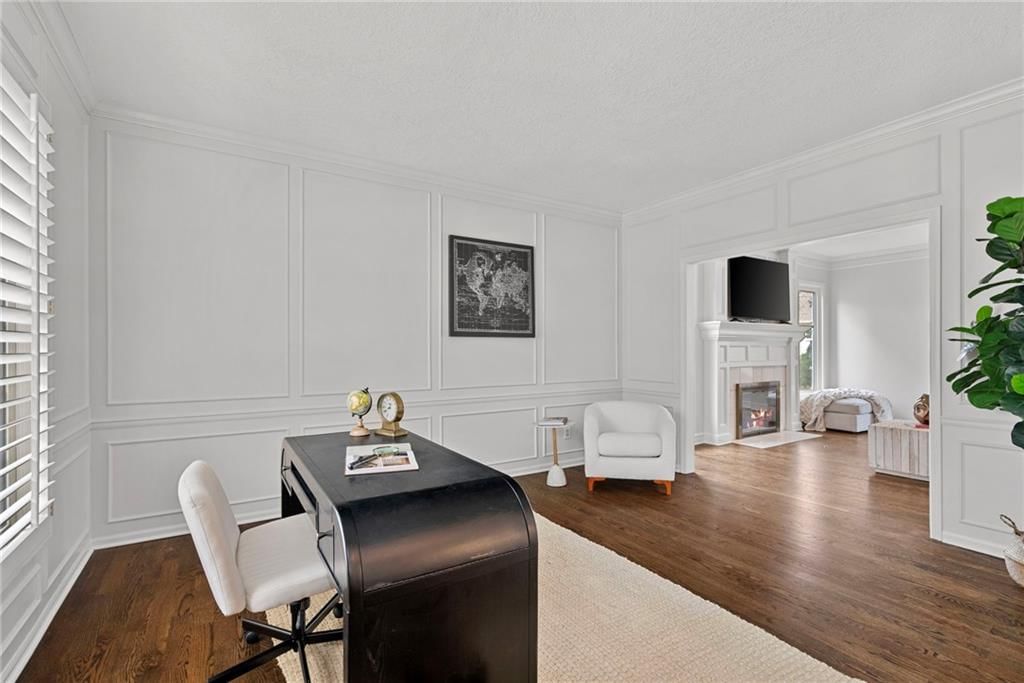 5212 W 129 Street — photo 9