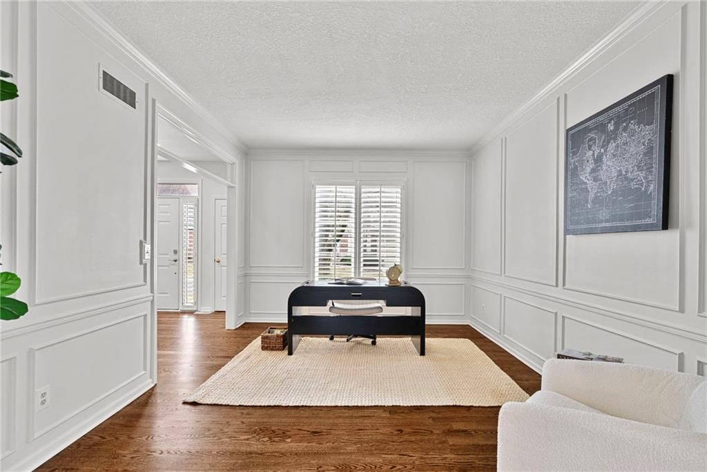 5212 W 129 Street — photo 10