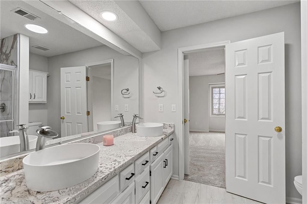 5212 W 129 Street — photo 39
