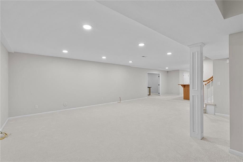 5212 W 129 Street — photo 45