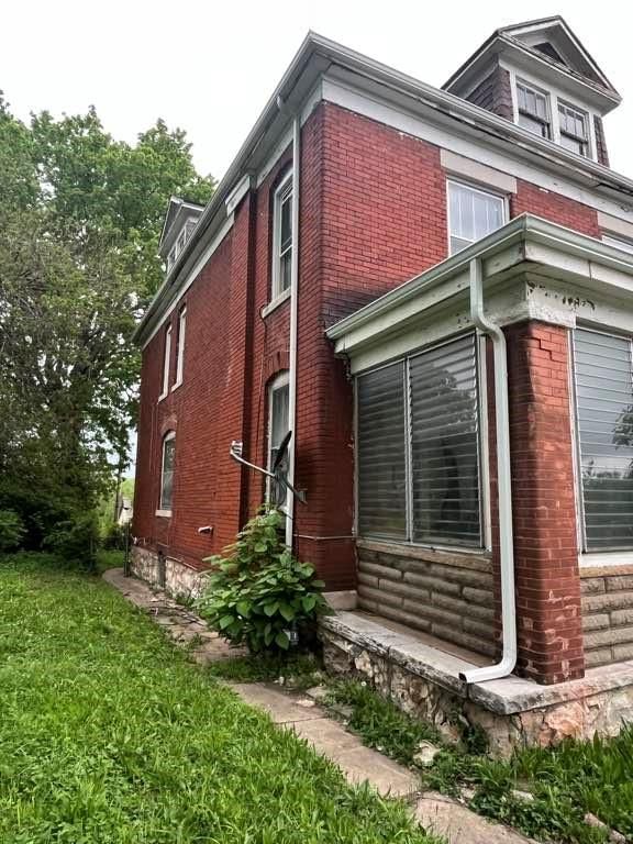 1010 Brooklyn Avenue — photo 3