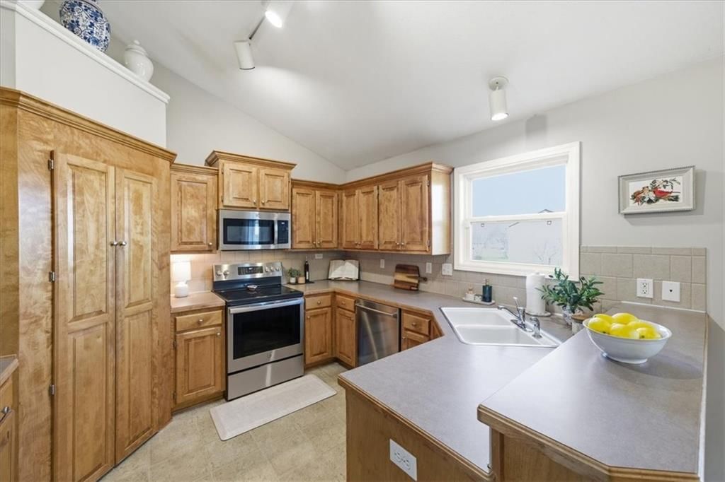 31132 W 170th Street — photo 10