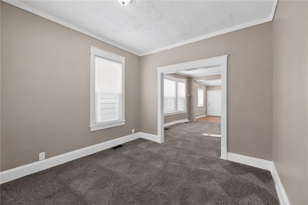 2910 Jarboe Street — photo 12