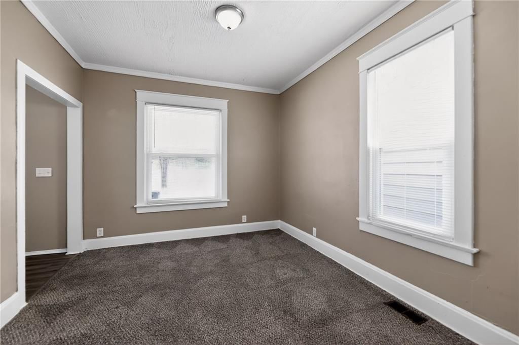2910 Jarboe Street — photo 13