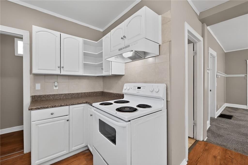 2910 Jarboe Street — photo 16