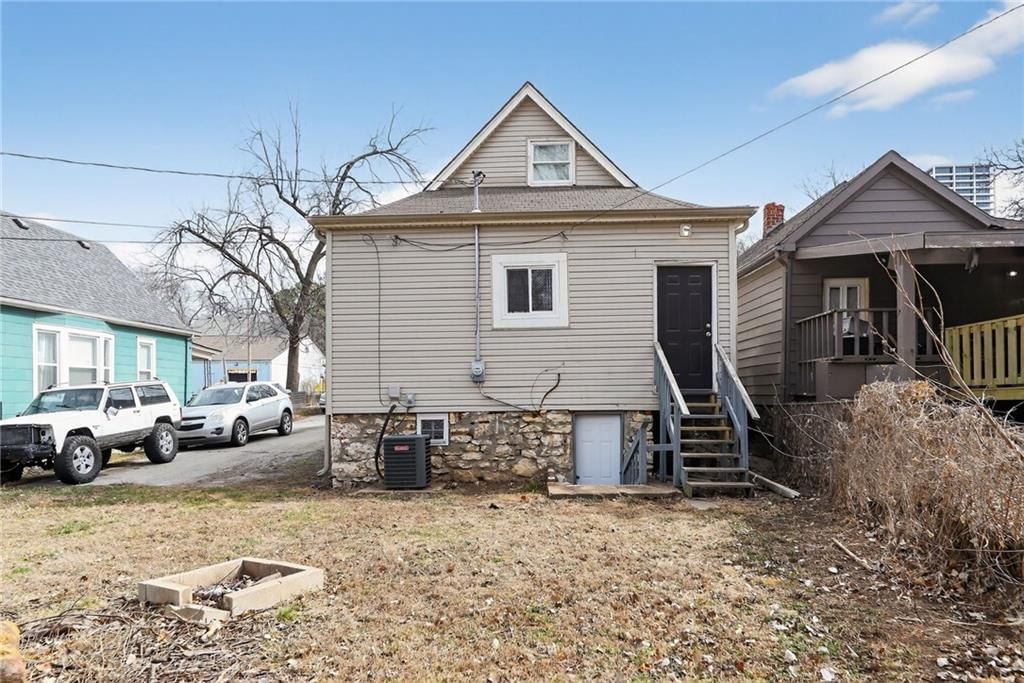 2910 Jarboe Street — photo 25