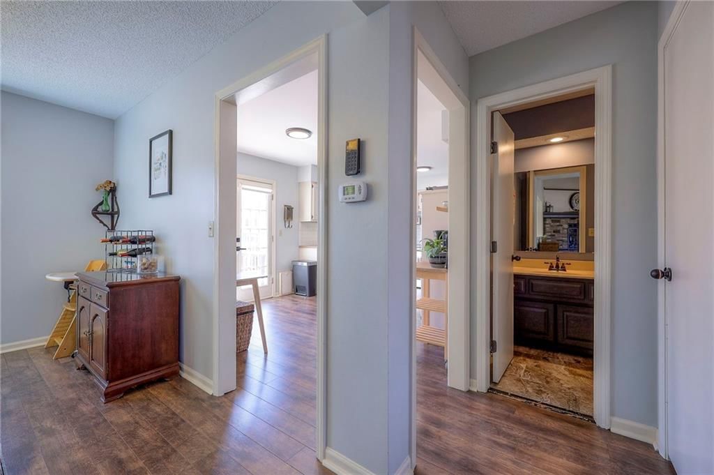 4809 Perry Avenue — photo 9