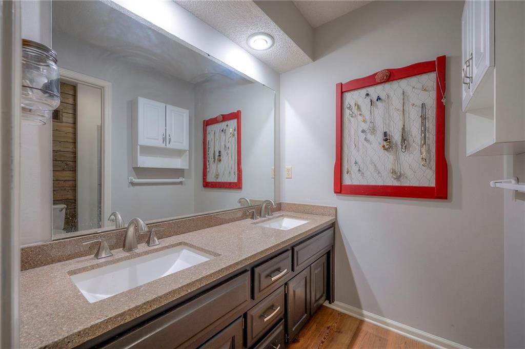 4809 Perry Avenue — photo 20