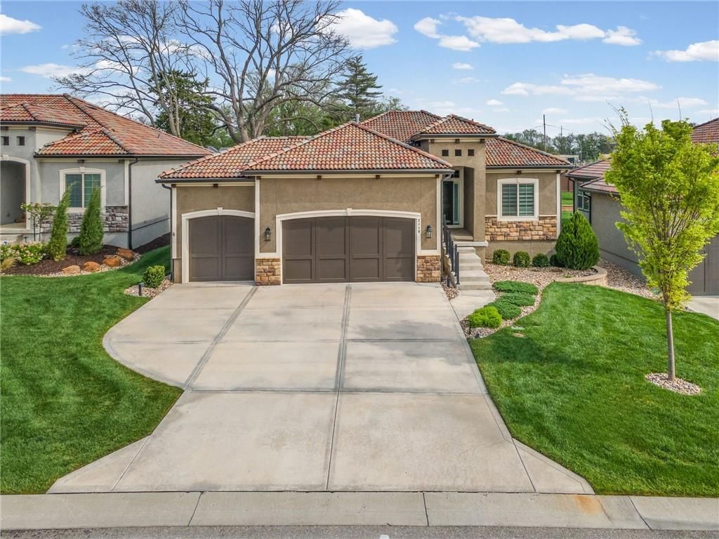2110 NW Ashurst Drive — photo 25