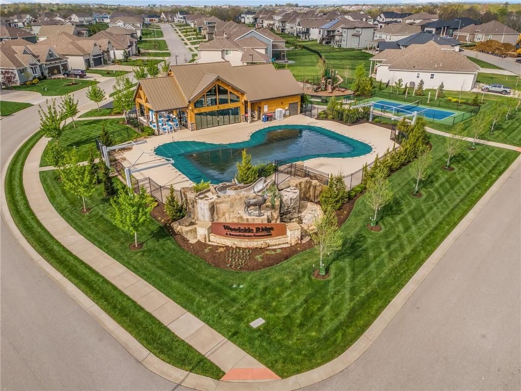 2110 NW Ashurst Drive — photo 32
