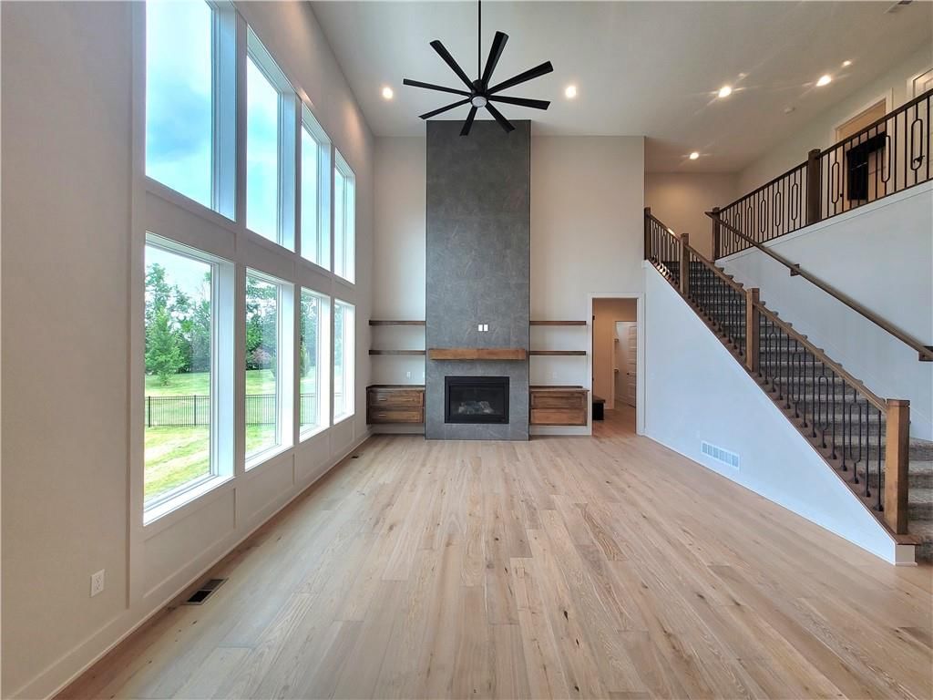 18272 Century Street — photo 8
