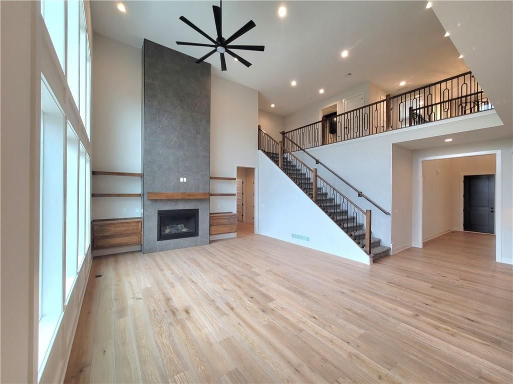 18272 Century Street — photo 9