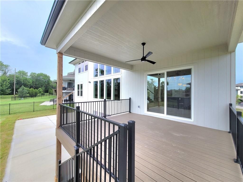 18272 Century Street — photo 57