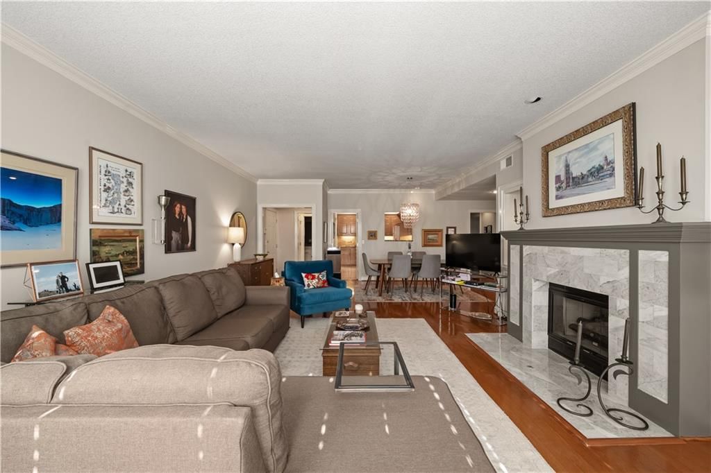 3936 Shawnee Mission Parkway — photo 2