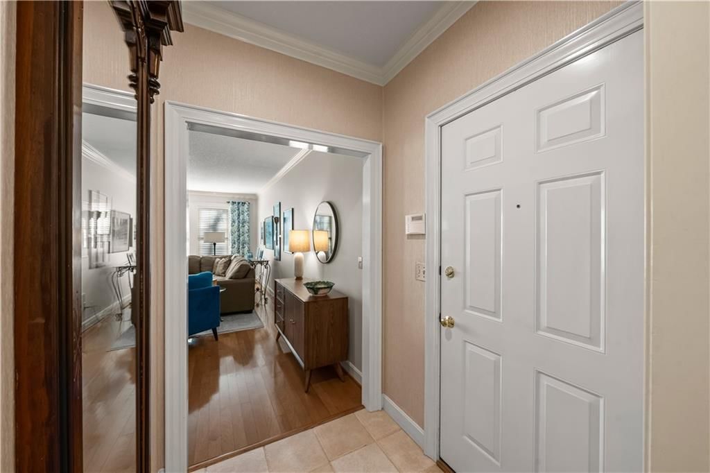 3936 Shawnee Mission Parkway — photo 10