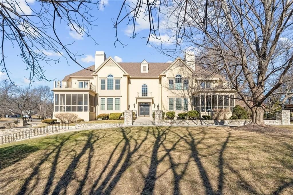3936 Shawnee Mission Parkway — photo 23