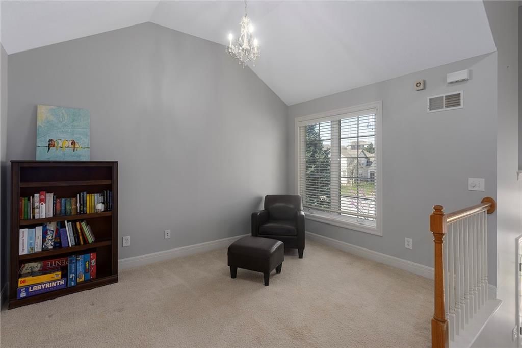 9409 N Laurel Avenue — photo 17