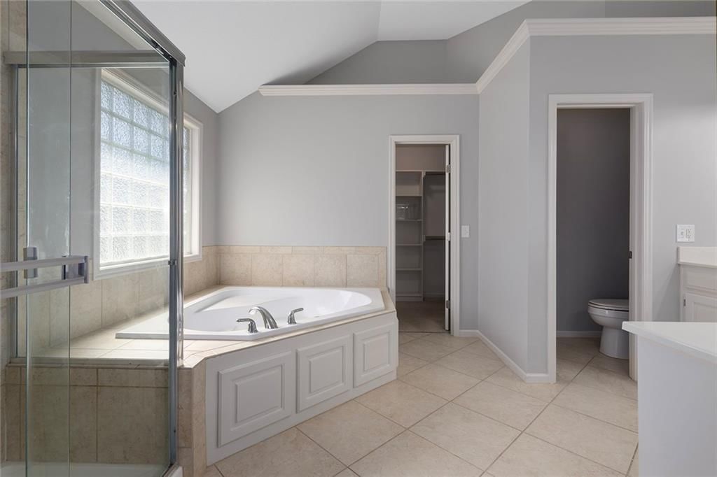 9409 N Laurel Avenue — photo 21