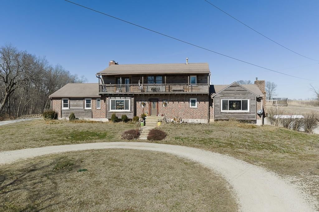 20426 Woodend Road, Linwood, KS