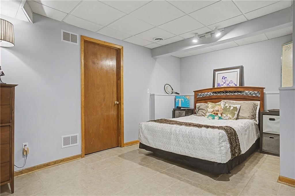 5604 W 152ND Place — photo 33