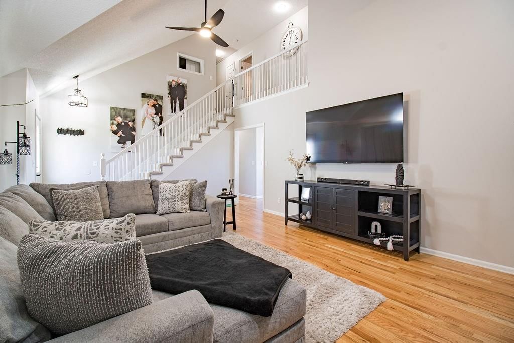 950 NW Maplewood Court — photo 7