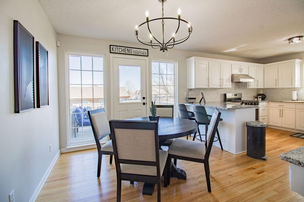 950 NW Maplewood Court — photo 8