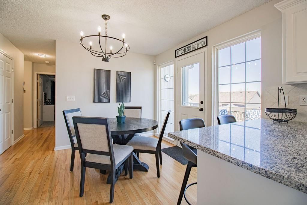 950 NW Maplewood Court — photo 13