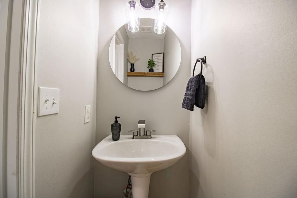 950 NW Maplewood Court — photo 14