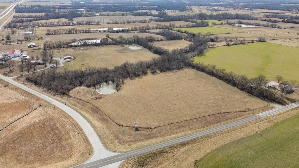 587 Tract 1 NW First Lane — photo 4