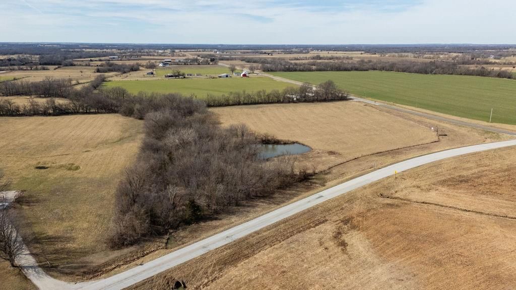 587 Tract 1 NW First Lane — photo 10