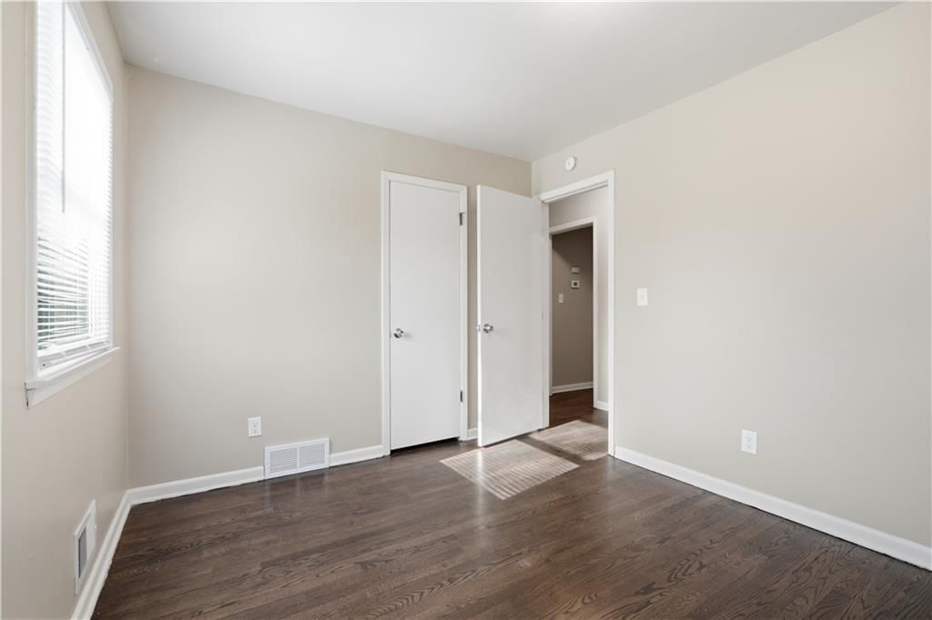 10816 E 66th Terrace — photo 4
