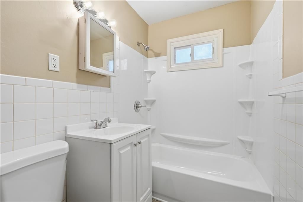 10816 E 66th Terrace — photo 9
